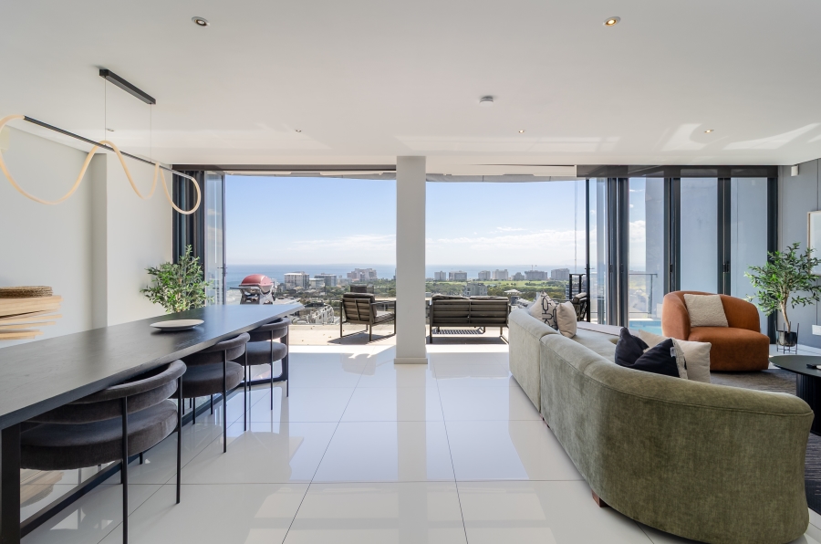 To Let 3 Bedroom Property for Rent in Green Point Western Cape